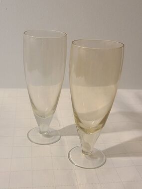 Pair of Wine Champagne Glasses